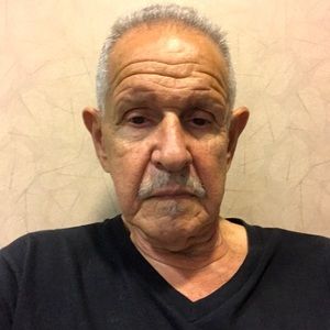 Meet your Posher, Carlos